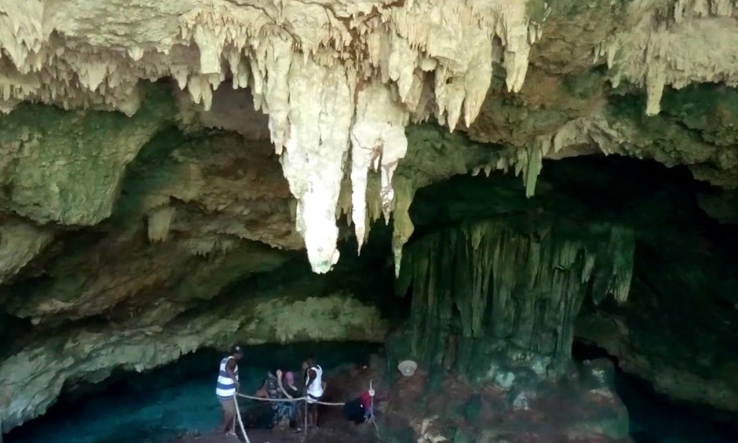 Kuza Cave Tour